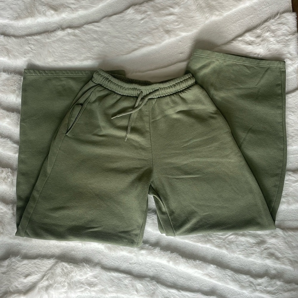 Green wide leg sweatpants-size xxs